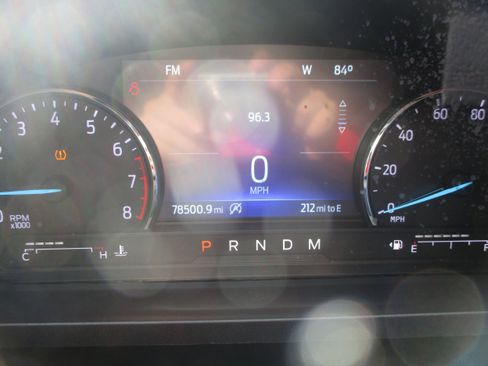 Used 2020 Ford Explorer XLT w/ Equipment Group 202A image 21