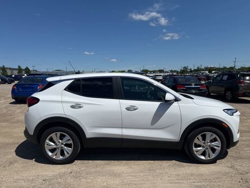 Used 2024 Buick Encore GX Preferred FWD image 9