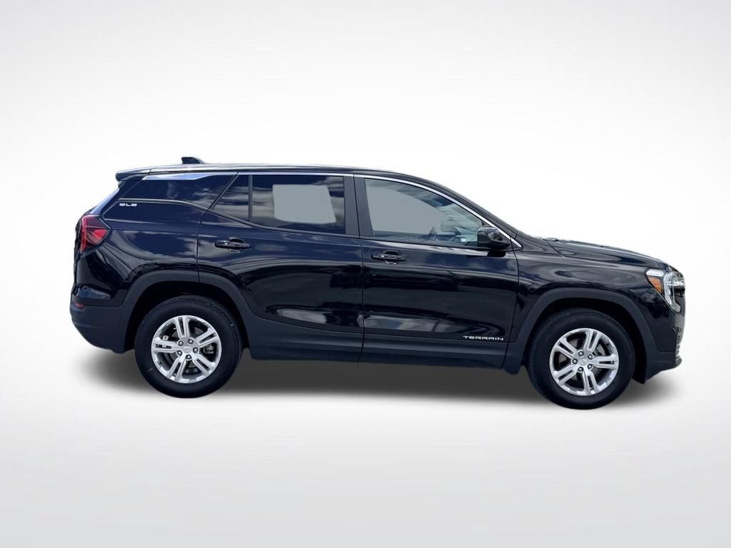 Used 2024 GMC Terrain SLE AWD/4WD image 7