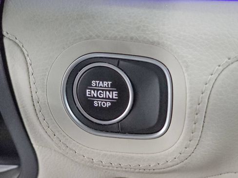 Used 2024 Mercedes-Benz GLE 450e 4MATIC w/ AMG Line Exterior image 16