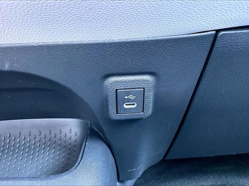 Used 2023 Toyota Corolla LE FWD image 32