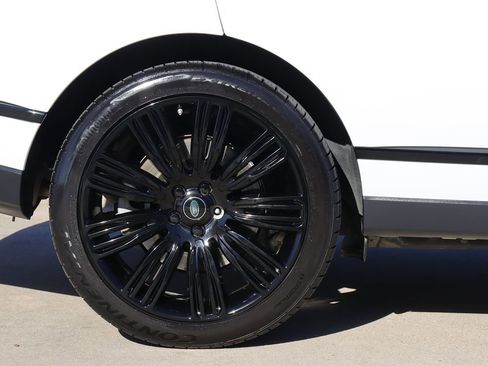 Used 2020 Land Rover Range Rover HSE image 54