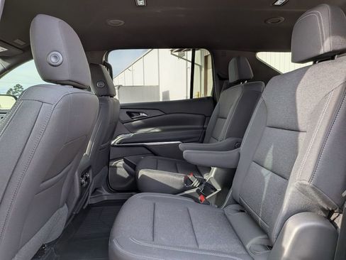 New 2026 Chevrolet Traverse LT w/ LPO, Floor Liner Package image 28