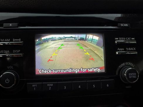 Used 2016 Nissan Rogue S AWD/4WD image 38