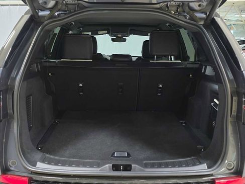 Used 2024 Land Rover Discovery Sport Dynamic SE image 18