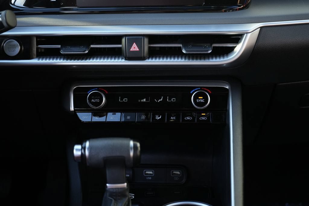 Used 2021 Kia K5 GT-Line FWD image 39