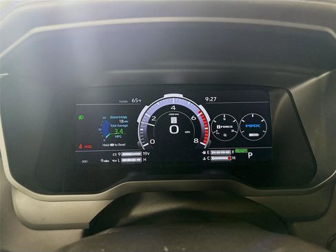 New 2025 Toyota Tundra Platinum image 17