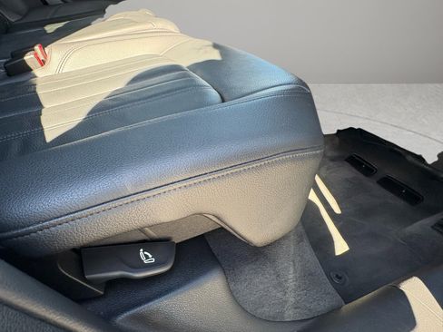 Used 2018 Audi Q5 2.0T Premium image 32