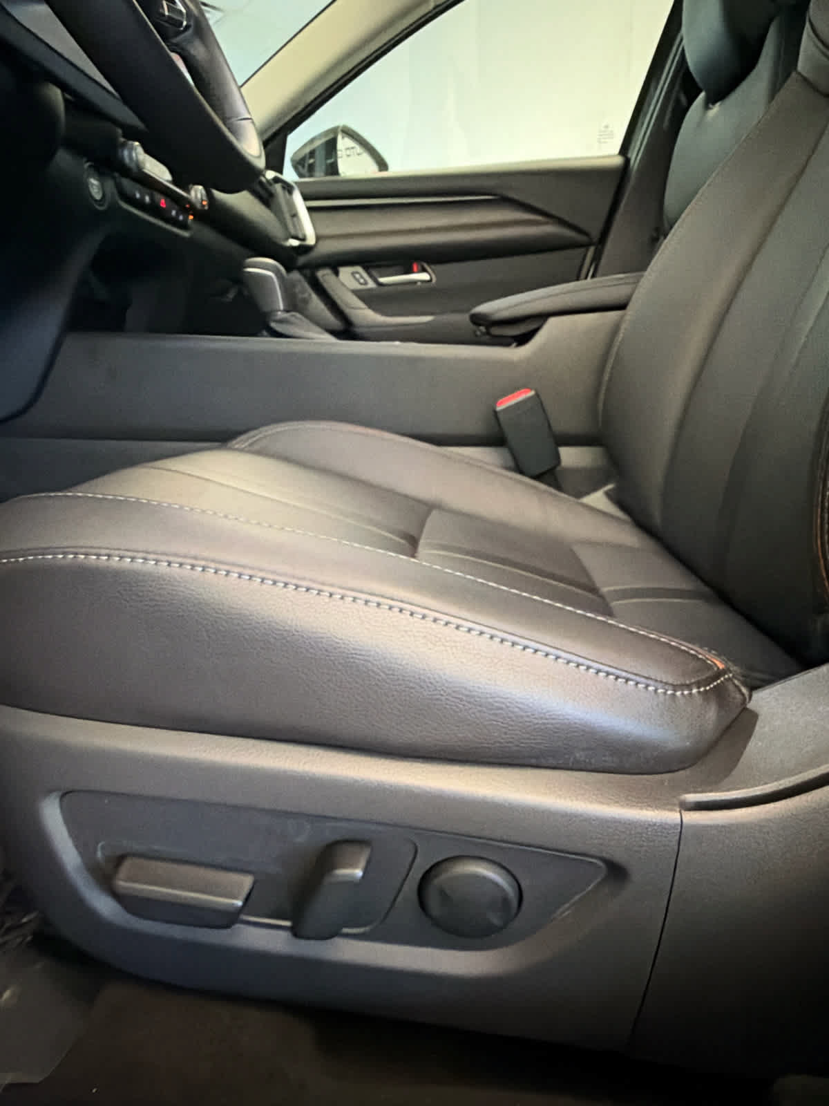 Certified 2026 MAZDA CX-50 AWD 2.5 Hybrid w/ Cargo Package image 22