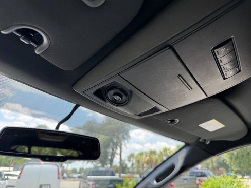 Used 2018 Dodge Grand Caravan GT FWD image 24