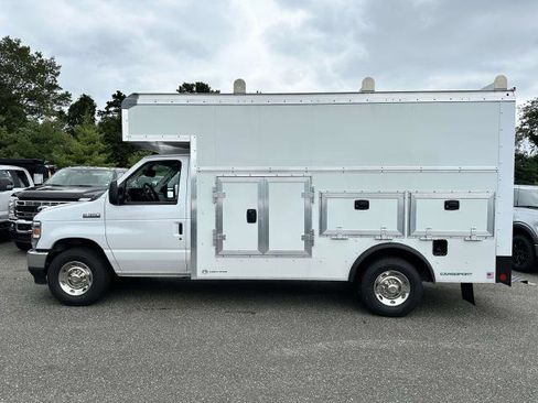 New 2026 Ford E-350 and Econoline 350 Super Duty w/ Power Equipment Group RWD image 2