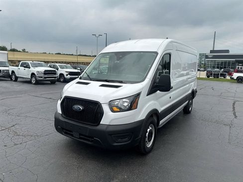 Used 2024 Ford Transit 250 148 Medium Roof RWD image 4