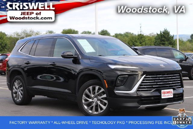 Used 2025 Buick Enclave Preferred AWD/4WD image 1