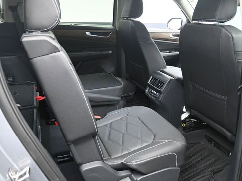 New 2026 Volkswagen Atlas SE FWD image 26