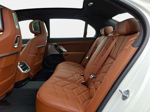 New 2026 BMW 760i xDrive 760i xDrive w/ Premium Package image 9