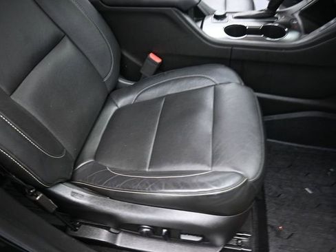 Used 2019 GMC Acadia SLT image 28