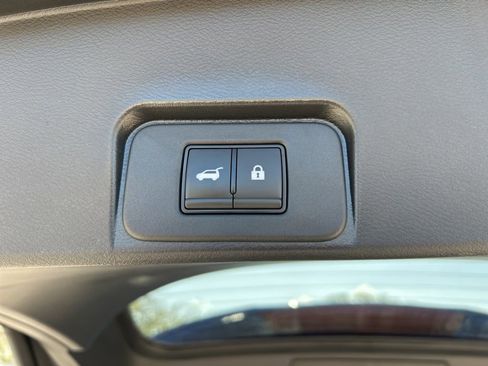 Certified 2023 Nissan Rogue SL w/ SL Premium Package image 56