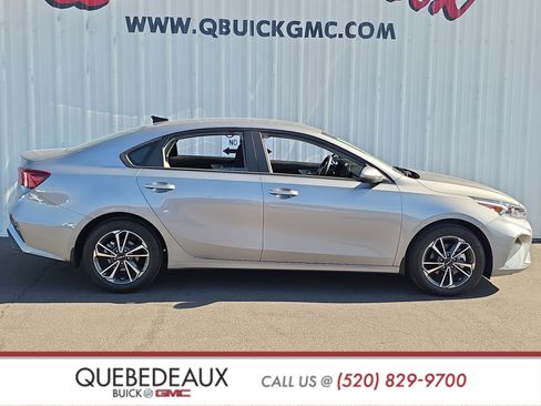 Used 2023 Kia Forte LXS FWD image 8