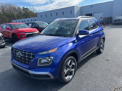 Used 2024 Hyundai Venue SEL
