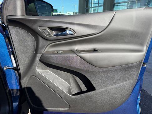 Used 2023 Chevrolet Equinox LT image 16