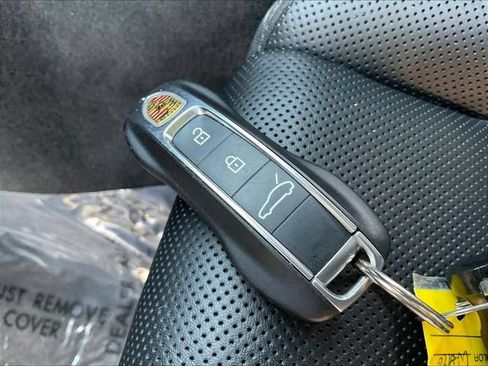 Used 2023 Porsche Panamera Platinum Edition w/ Assistance Package RWD image 36