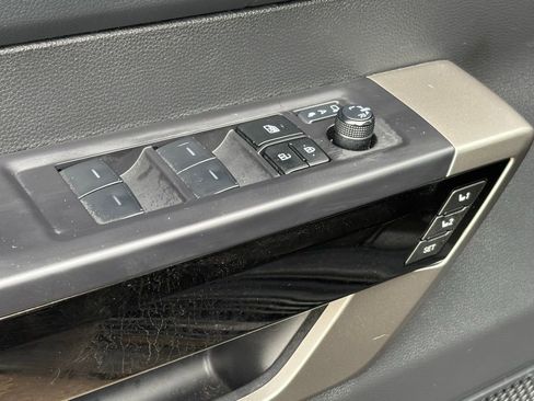 Used 2024 Toyota Tundra Limited image 30