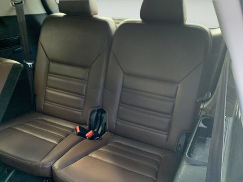 Used 2019 Kia Sorento SX w/ SX Touring Package FWD image 17