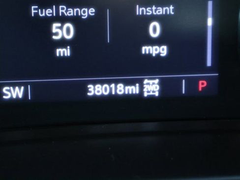 Used 2023 Buick Envision Preferred w/ Sport Touring Package image 37