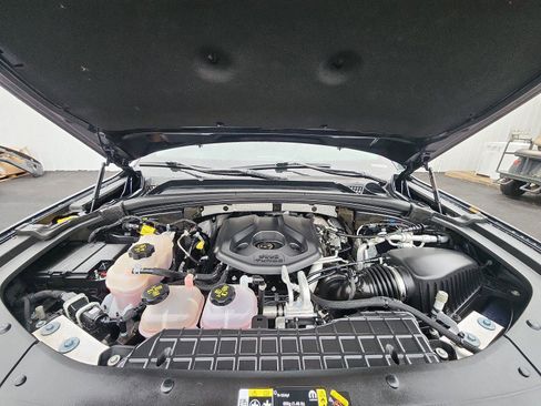 Used 2022 Jeep Grand Cherokee Overland image 11