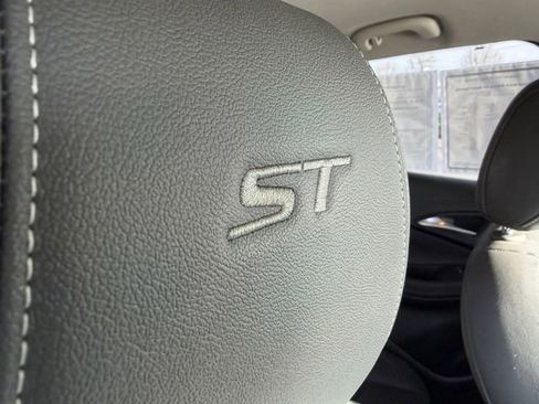 Used 2024 Buick Encore GX Sport Touring image 30