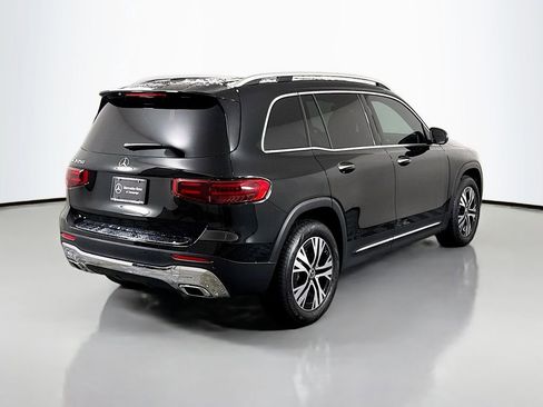 Used 2024 Mercedes-Benz GLB 250 image 7