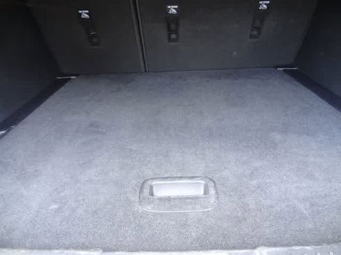 Used 2025 Chevrolet Trax LT image 8