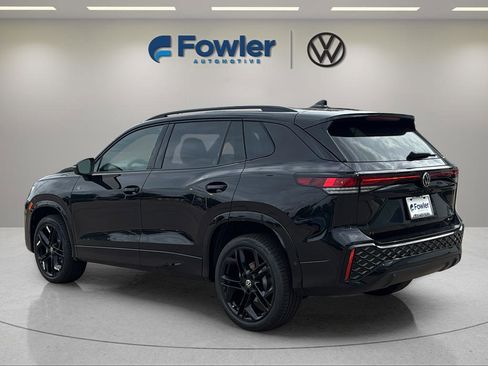 New 2026 Volkswagen Tiguan SE R-Line AWD/4WD image 5