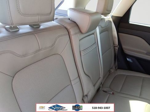 Used 2023 Lincoln Corsair AWD w/ Equipment Group 101A image 17