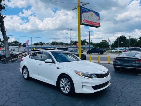 Used 2016 Kia Optima EX w/ Premium Package FWD image 1