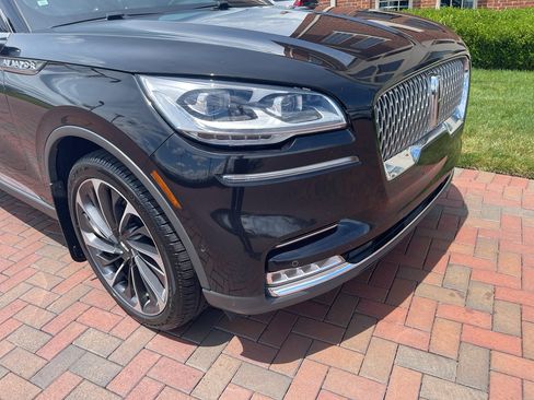 Used 2020 Lincoln Aviator Reserve w/ Equipment Group 202A AWD/4WD image 4