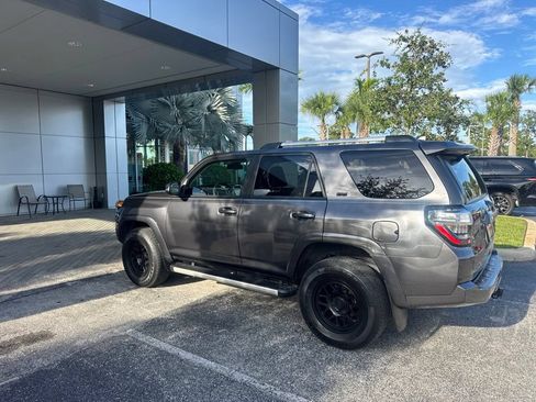 Certified 2023 Toyota 4Runner SR5 Premium w/ Moonroof Package AWD/4WD image 4