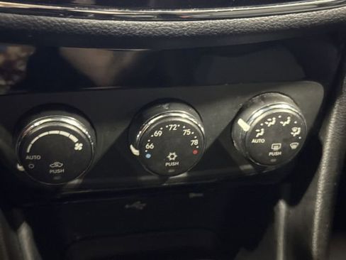 Used 2012 Chrysler 200 Touring w/ Cold Weather Group FWD image 15