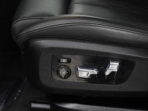 Used 2024 BMW X6 M60i AWD/4WD image 26