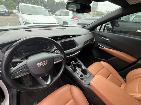 Used 2023 Cadillac XT4 Premium Luxury w/ Sun And Sound Package AWD/4WD image 10