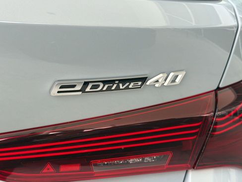 New 2026 BMW i4 eDrive40 w/ M Sport Package RWD image 32