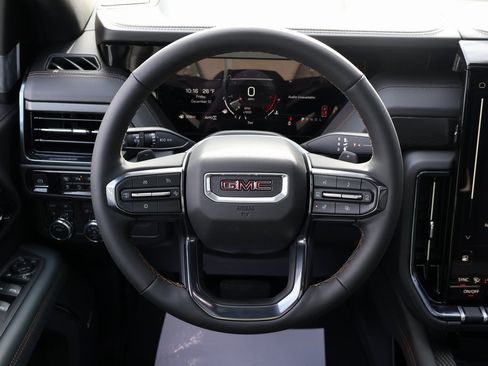 New 2026 GMC Yukon XL AT4 w/ AT4 Premium Package image 17