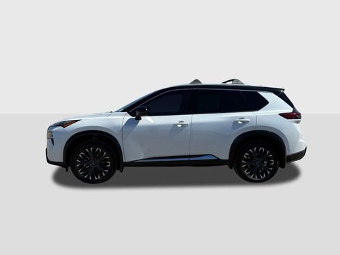 New 2026 Nissan Rogue Platinum w/ Platinum Premium Package image 2