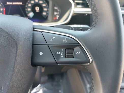 Certified 2025 Audi Q3 2.0T Premium w/ Convenience Package AWD/4WD image 18