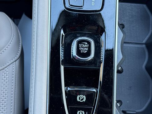 New 2026 Volvo XC90 T8 Plus w/ Protection Package AWD/4WD image 26