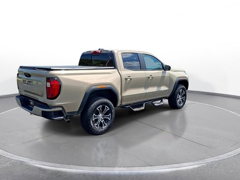 Used 2023 GMC Canyon AT4 w/ AT4 Premium Package AWD/4WD image 8