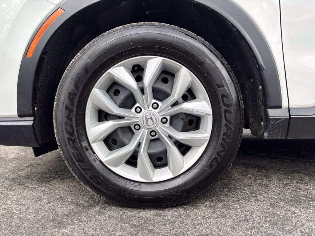 Used 2023 Honda CR-V LX image 9