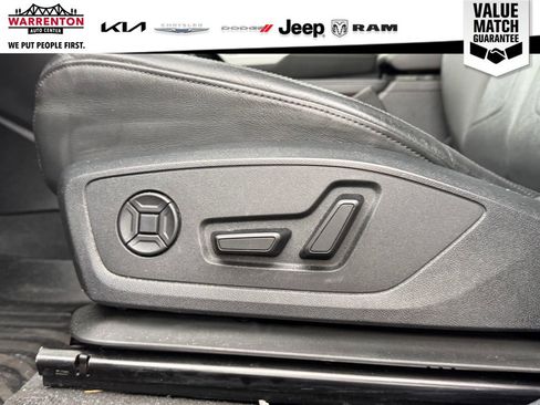 Used 2022 Audi Q3 2.0T Premium image 17