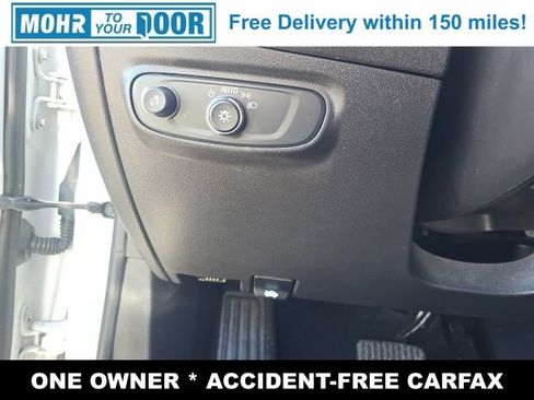 Used 2023 Chevrolet Equinox RS w/ LPO, Floor Liner Package image 33