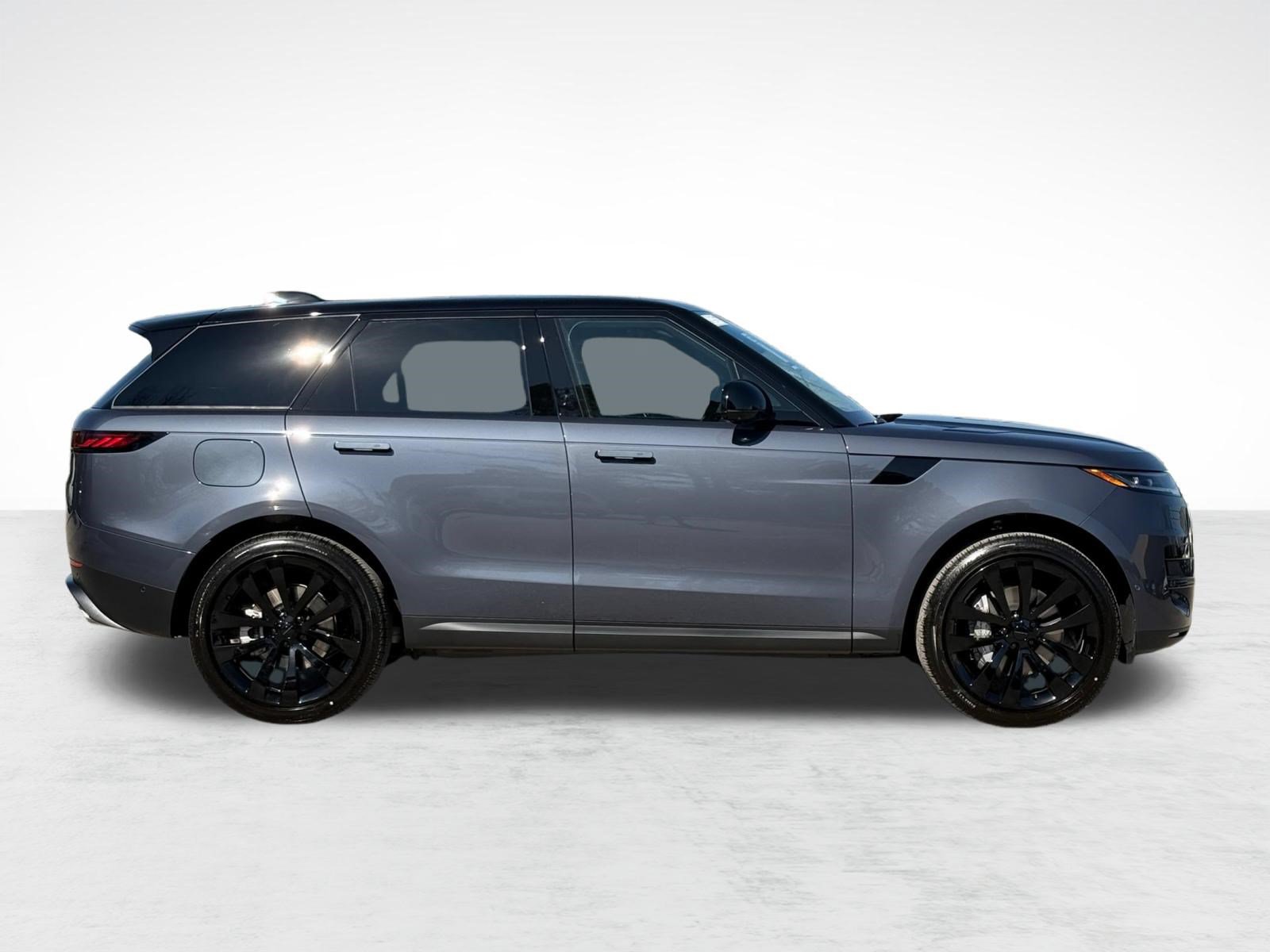 New 2026 Land Rover Range Rover Sport SE AWD/4WD image 8